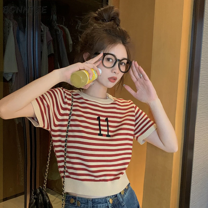 

Вязаные полосатые футболки, женские летние укороченные топы, модный тонкий приталенный шикарный мягкий милый ретро свитер для отдыха, подх...