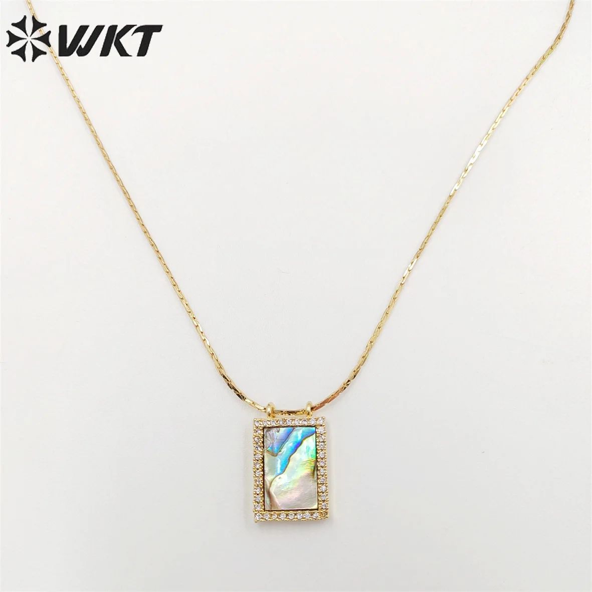 

WT-JN214 WKT 2022 Hot style pearl&abalone shell square shape necklace wedding party women necklace jewelry trend