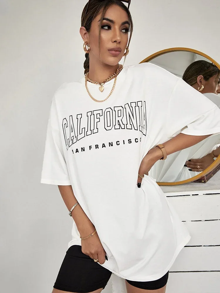 Рисунок 4 - Футболка женская оверсайз из полиэстера