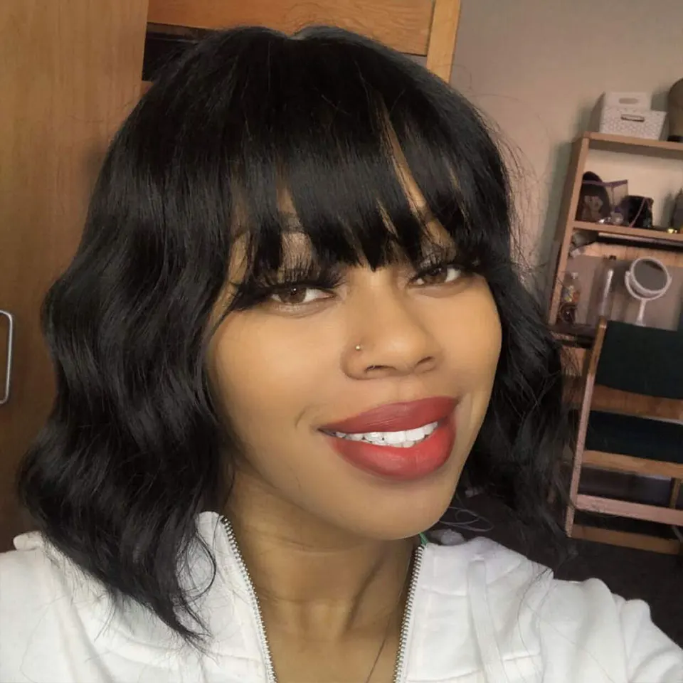 

Short Wave Wigs With Bangs Body Wave Human Hair Wigs 150% Density Peruvian Machine Made Wig For Women Body Wave Short Bob Wig