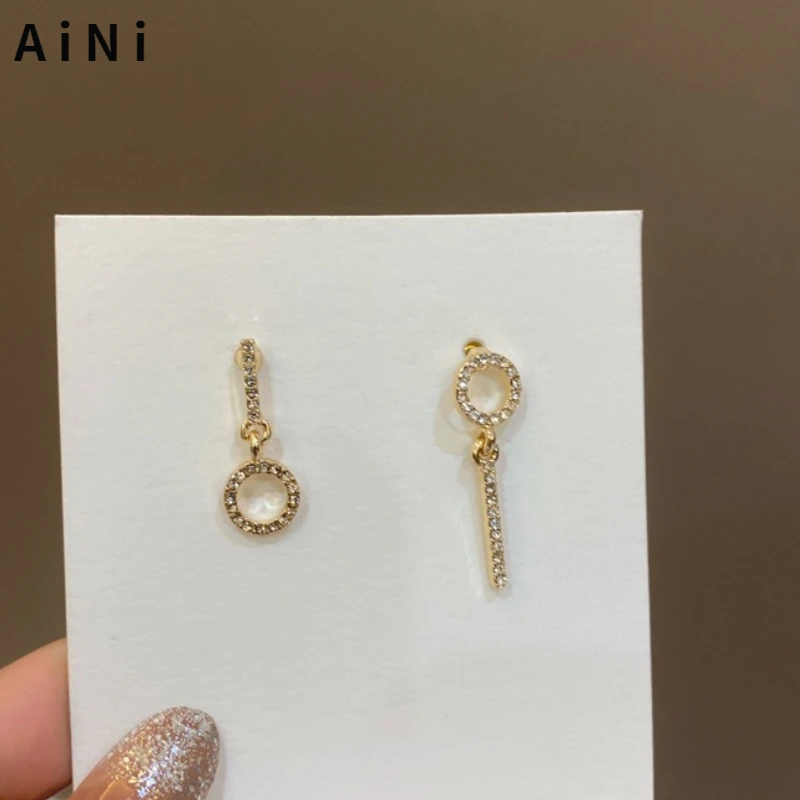 

Modern Jewelry 925 Silver needle Asymmetrical Drop Earrings Hot Sale Popular Style Crystal Dangle Earrings For Women Girl Gift