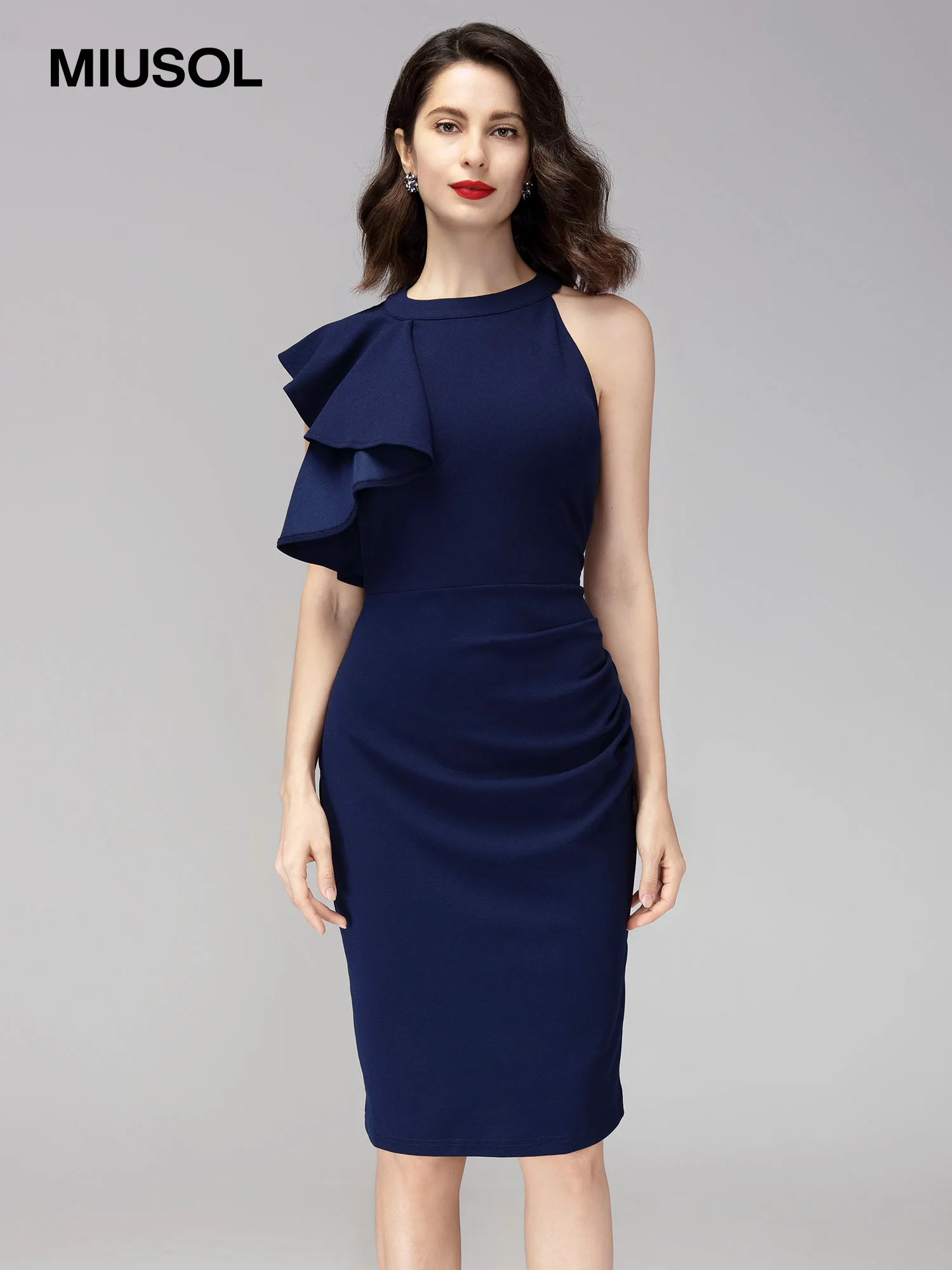 

Однотонное облегающее платье MIUSOL с рюшами
