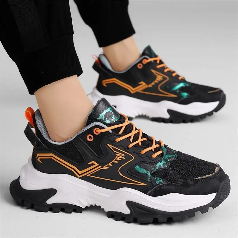 

2023 Men Casual Retro Sneaker Mesh Breathable Running Shoes Mens Thick Bottom Sports Shoes Walking Sneakers tenis masculino