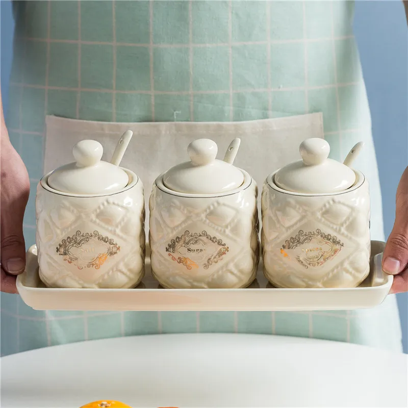 

Креативная Европейская керамическая приправа, бытовая коробка для приправ, кухонные инструменты, бутылка для хранения приправ, шейкеры для соли и перца
