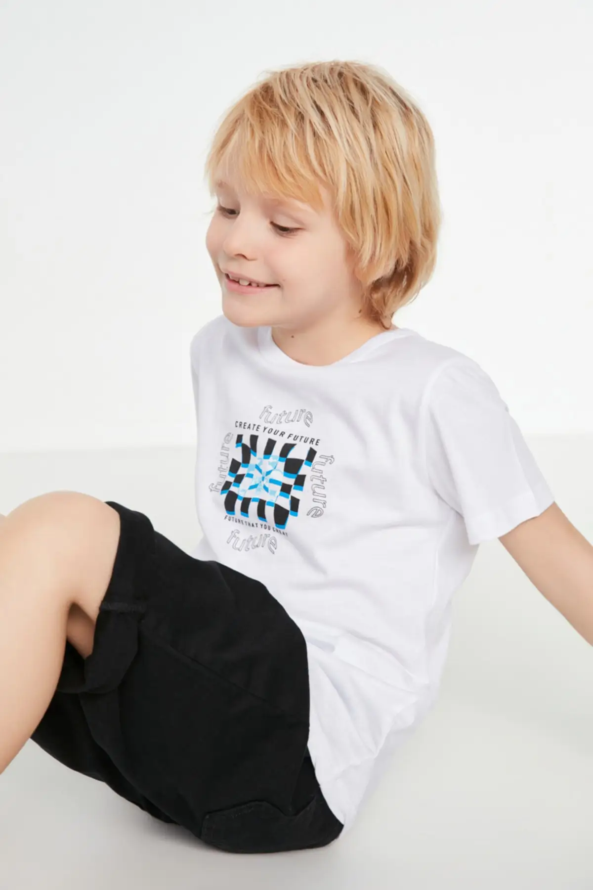 

Printed Male Child Knitted T-Shirt