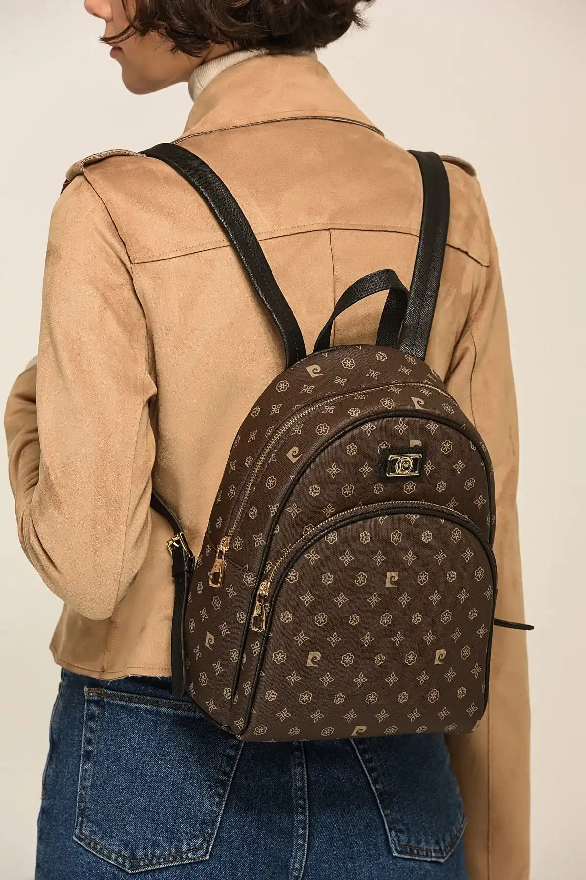 Кофейный рюкзак с принтом для ежедневного использования удобный современный