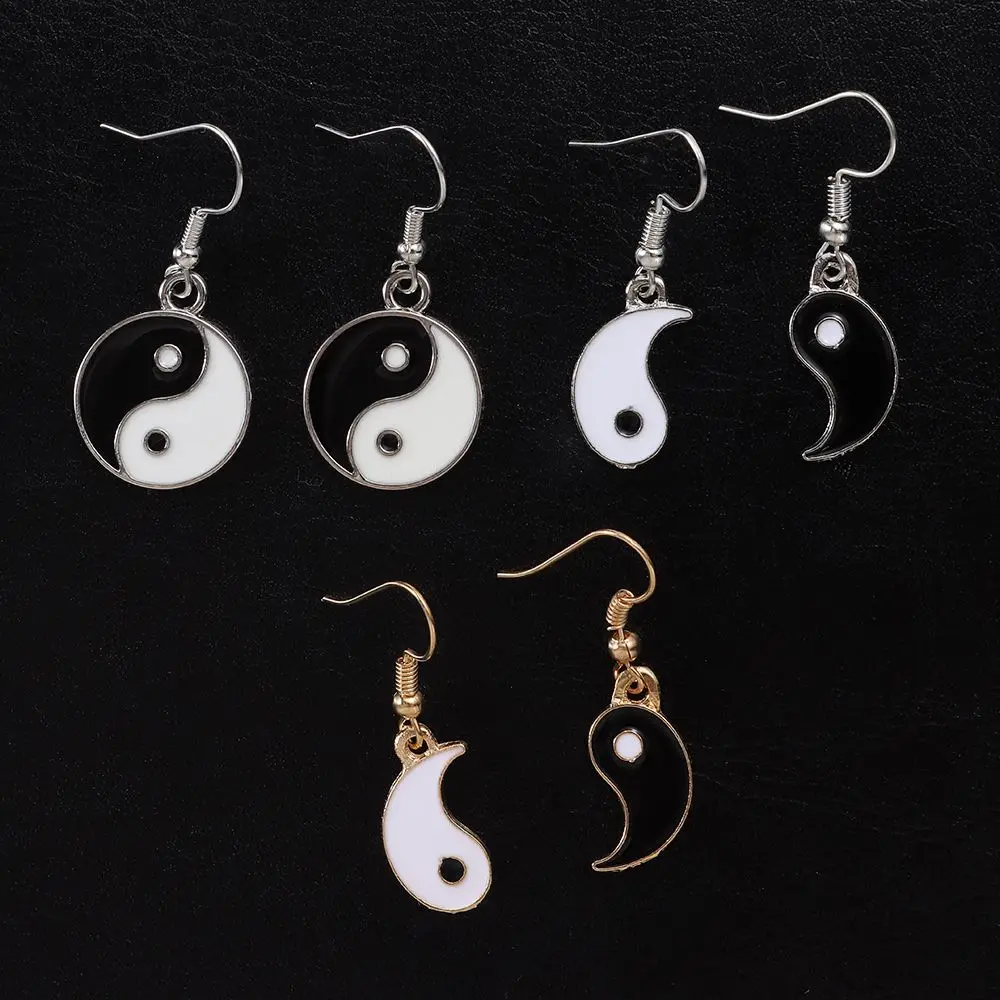 

Couple Jewelry Gift Friendship Alloy Earrings Yin Yang Charm Pendants Dangle Earrings White Black