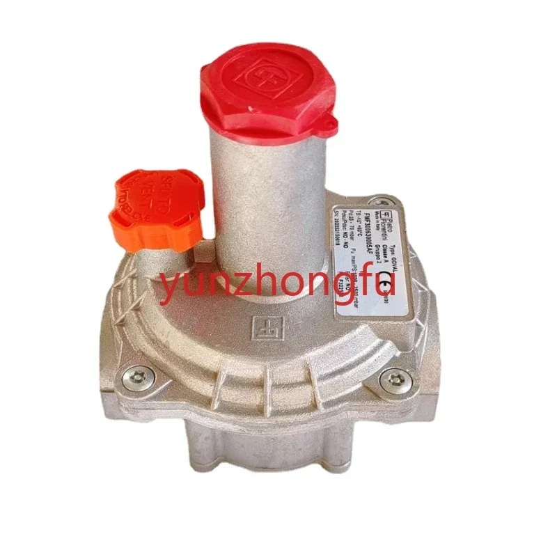 Импортный регулятор давления природного газа итальянский Fiorentini комбистор труба