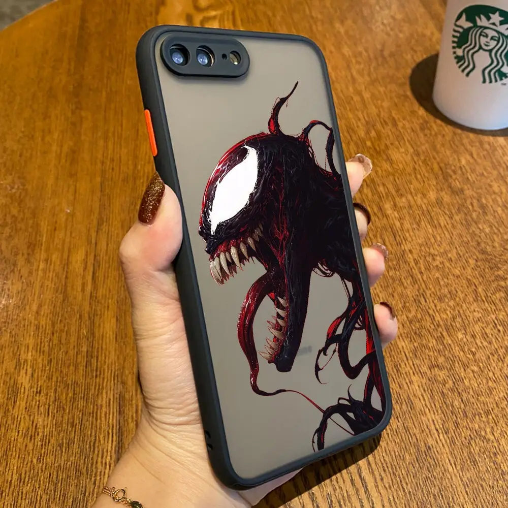 Фото Прозрачный чехол с логотипом Marvel Venom для iPhone 17E, 17, 16, 16E, 15, 14, 13, 12, 11 Pro Max, 17 Air, 7, 8 Plus, XR, XS – Противоударный защитный чехол-броня №4