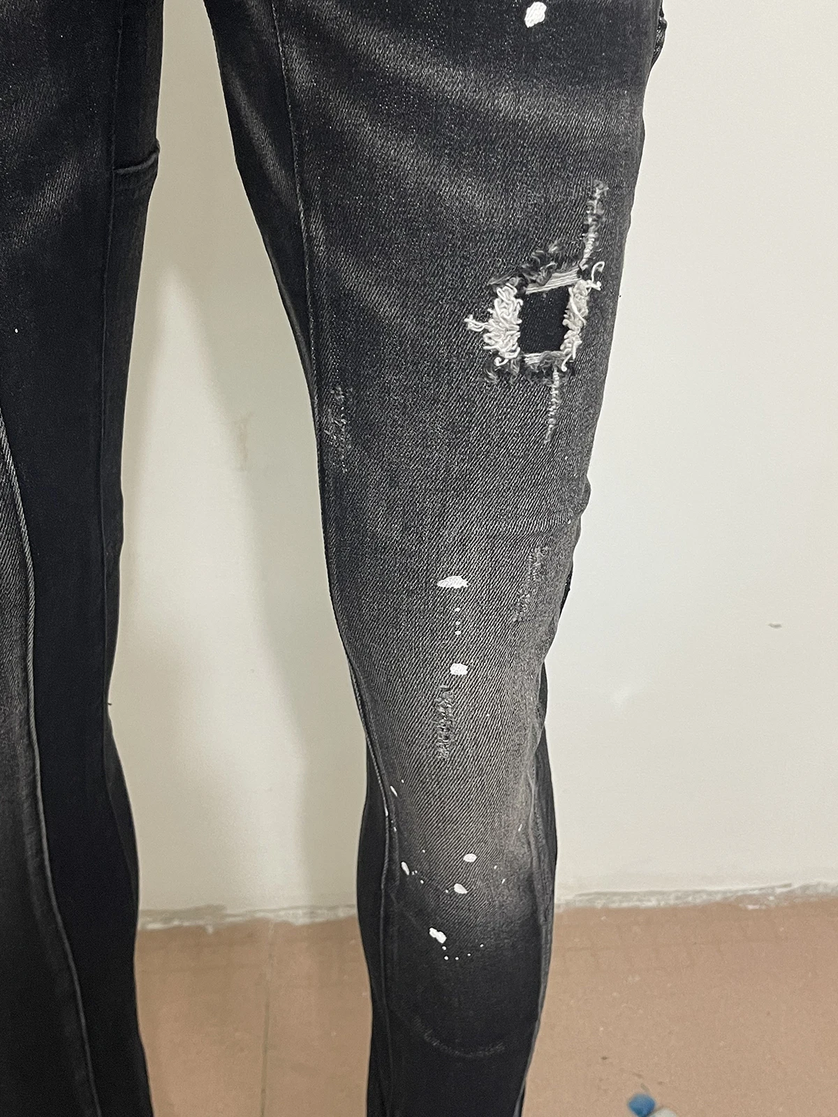 2023 spring and autumn new style D2 jeans men wash worn holes patch paint three-dimensional cut small feet black jeans man