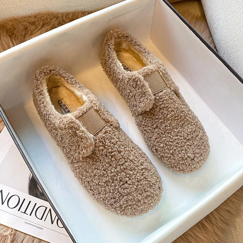 

Women Flat Plush Shoes Winter Warm Snow Boots Fashion Brand Design Casual Outerwear Office and Banquet Large Size Zapatos Mujer