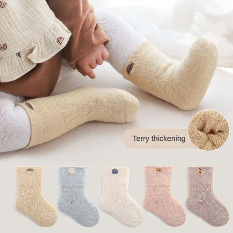 

Зимние теплые плотные Носки для маленьких девочек и мальчиков, милые Мультяшные носки для новорожденных, махровые нескользящие носки для м...