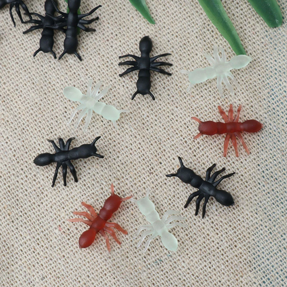 

100 шт. интересные игрушки для розыгрыша, имитация муравьев на Хэллоуин, пластиковые поддельные муравьи