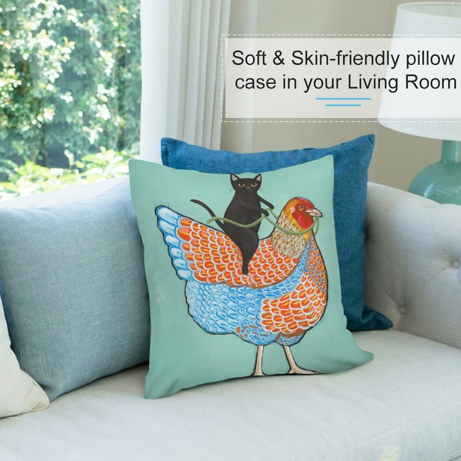 Декоративная наволочка с изображением курицы и черной кошки