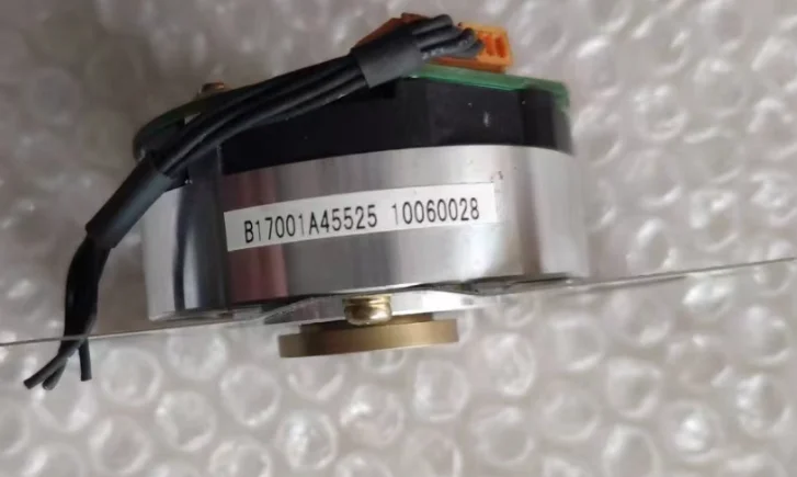 

B17001A45525 10060028 Encoder ,Used Condition 85% New ,Working Well With 3 Months Warranty