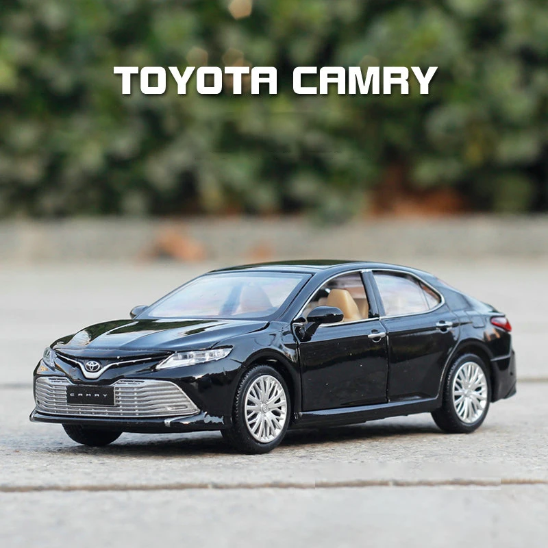 

1:32 TOYOTA Camry Diecast Model Car Children Metal Toys Pull Back Wheels Flashing Machinery For Kids Birthday Christmas Gifts