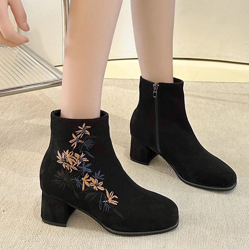 Женские замшевые ботильоны с случайным принтом элегантные модные зимние туфли