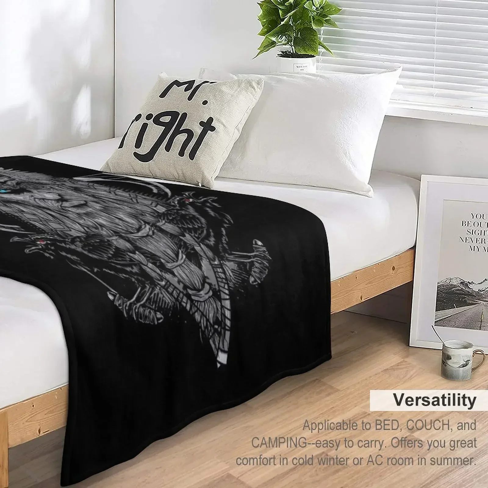 Скандинавская мифология с вороном Хьюн и Маннинн. Декоративное одеяло для