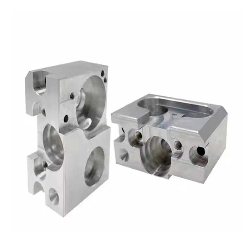 Изготовленная на заказ нержавеющая сталь 316 SS316L 321 410 416 420 фрезерные детали резка