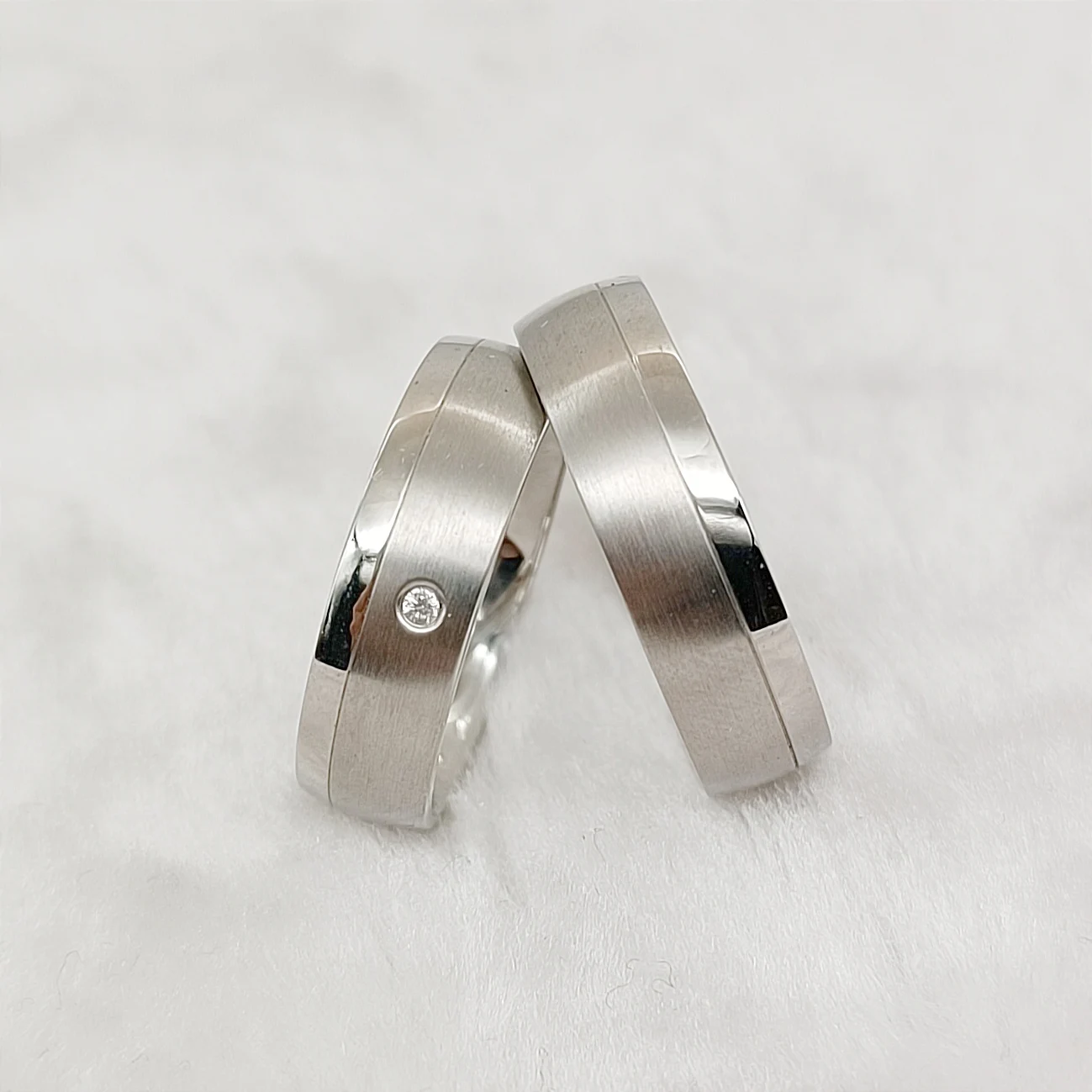 Simple Classic Silvery Couples Wedding Rings Engagement Bridal Finger Men Women Trending Jewellery Never Fade