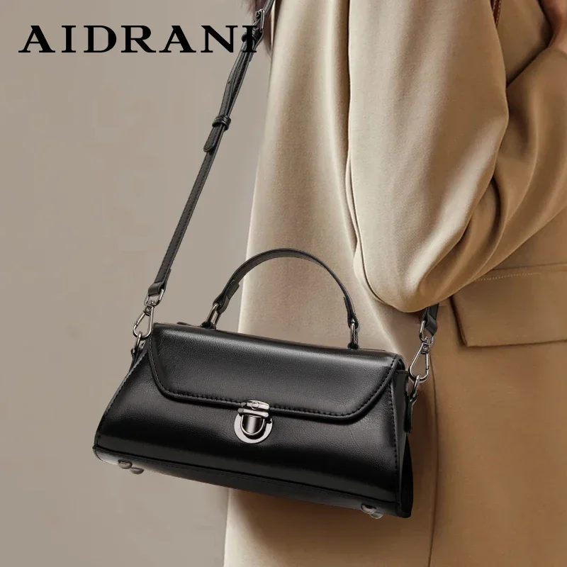 Женская сумка через плечо Aidrani из натуральной кожи однотонная маленькая воловьей