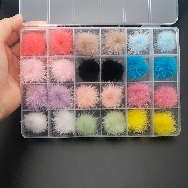

24Pcs/Box Nail Art Accessorie Fluffy Pom 3D Detachable Nail Plush Faux Fur Balls With Magnetic Base Pompon Ball Nail Rhinestone