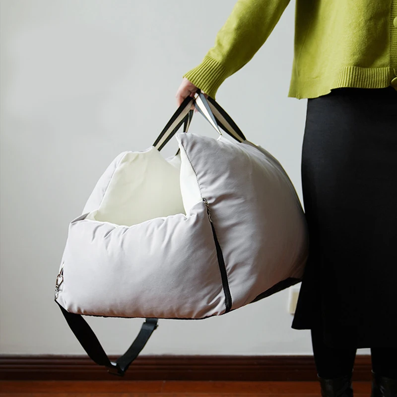 Автомобильное сиденье для собак и кровать путешествий с ремнем безопасности