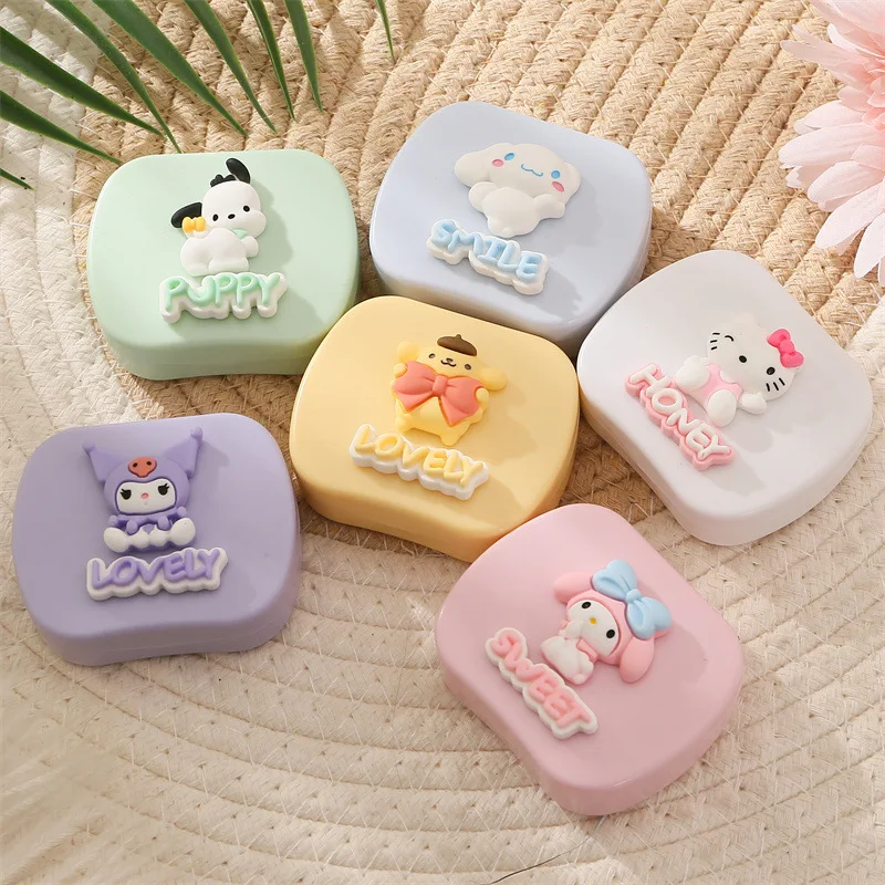 

Sanrioed Pochacoo Cinnamoroll Hello Kitty Kuromi My Melody Pompompurin Contact Lens Case with Mirror Cute Cartoon Companion Box