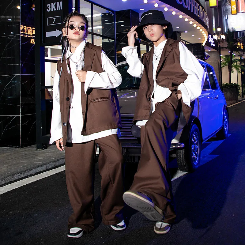 

Уличная одежда для мальчиков и девочек, модный костюм для показа в стиле хип-хоп, свободный комплект, жилет, брюки, спортивные костюмы, детская сценическая одежда