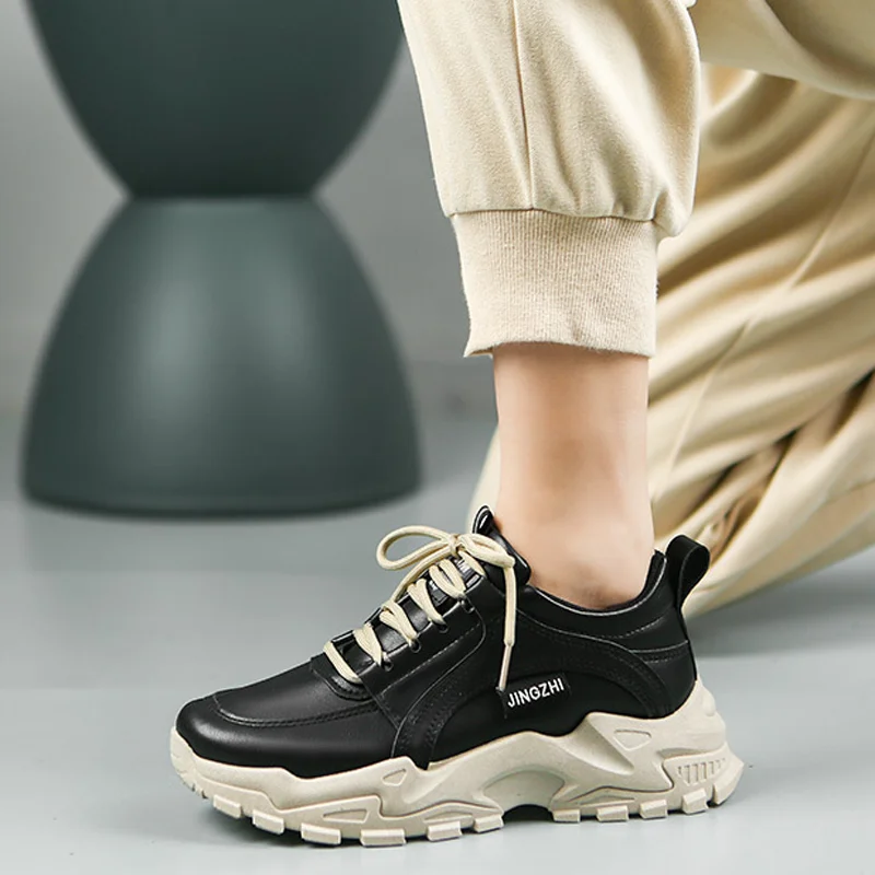 2022 New Women's Thick Sole Anti Skid Daddy Shoes Trendy Lightweight Lace Up Casual Sports Shoes Outdoor Comfortable Sneakers