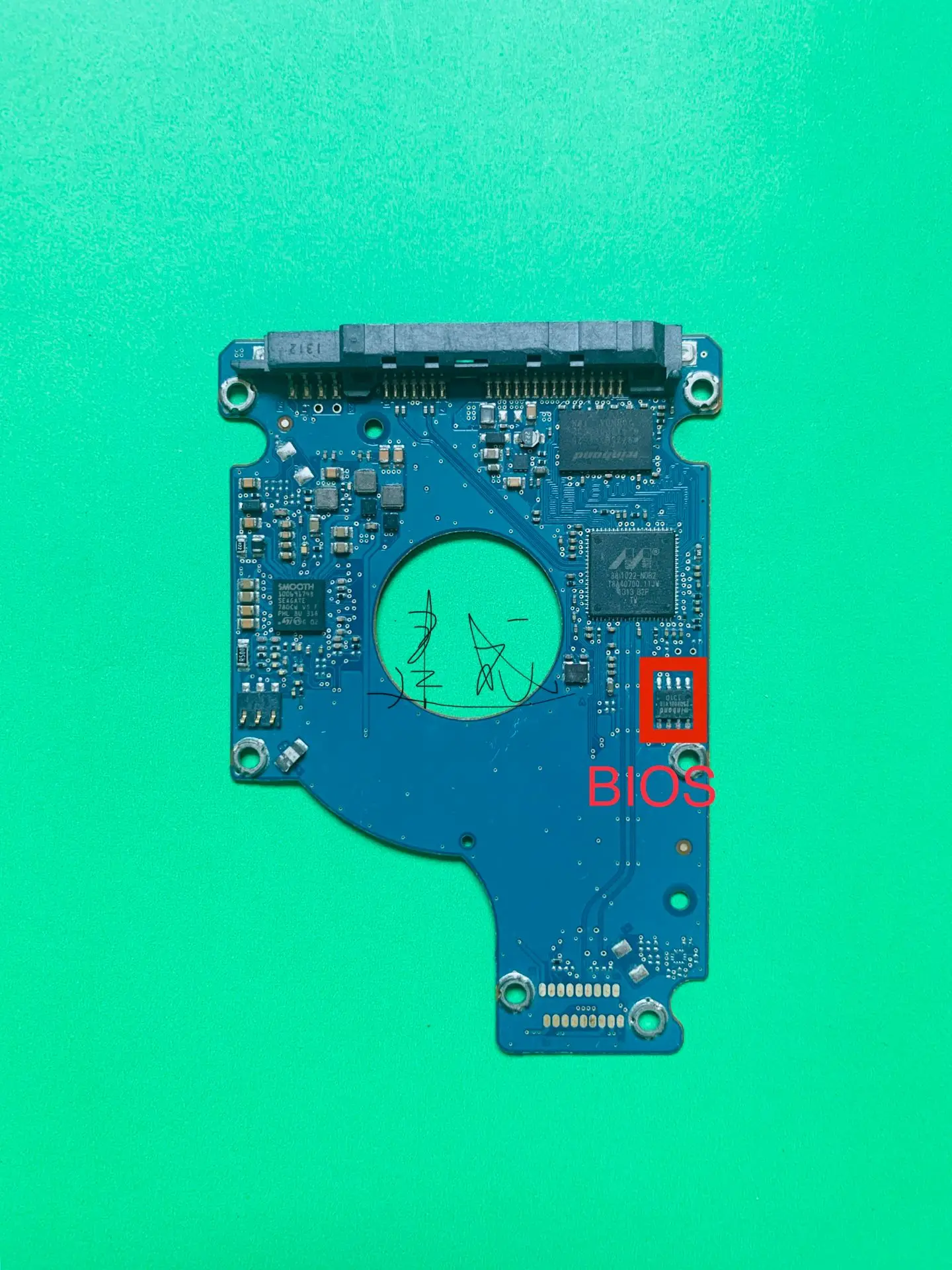 HDD PCB FOR LOGIC BOARD/BOARD NUMBER:100731207 REV A