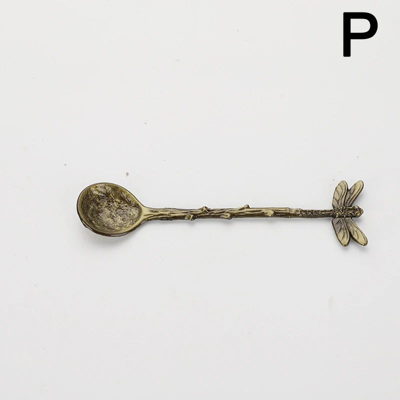 

Винтажная десертная ложка из цинкового сплава