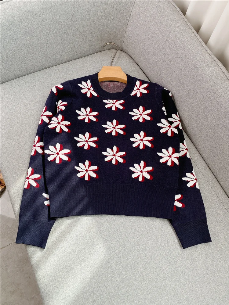 

Round Neck Jacquard Long Sleeve Knitted Pullover 2023 Autumn New Commuter Loose Knitted Sweater Women's Top High Quality