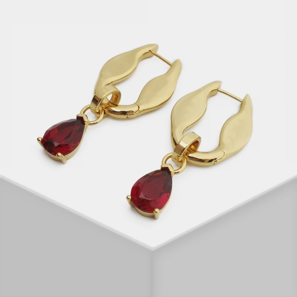 

Взрывчатые стильные нишевые серьги-подвески с жемчугом из циркония в форме капли воды для среднего возраста ins