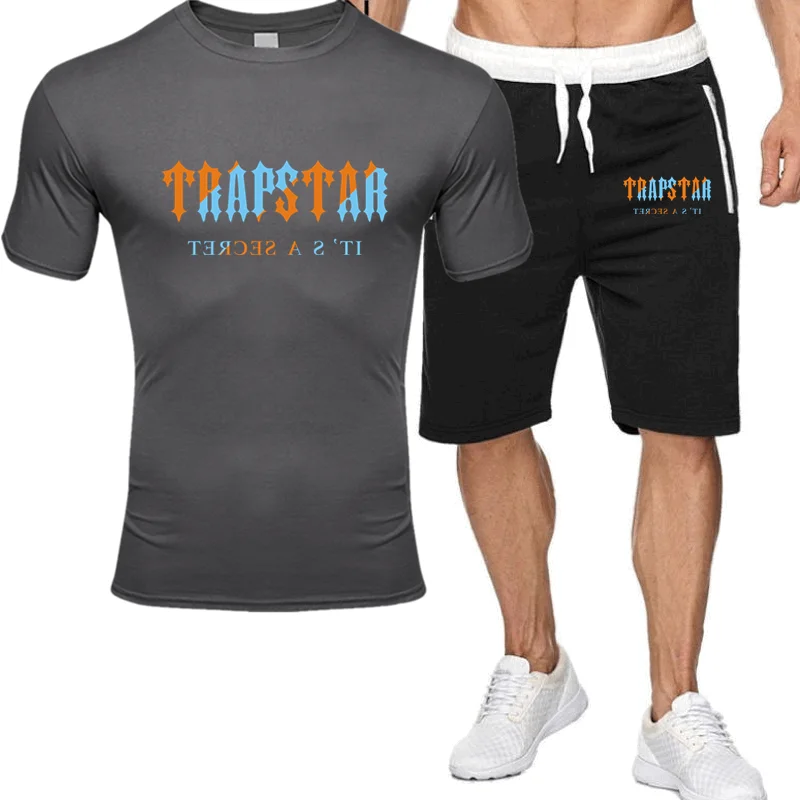 

Men's Tracksuit 2 Piece Set Summer TRAPSTAR Sport Hawaiian Suit Short Sleeve T Shirt And Shorts Casual Fashion Man Clothing