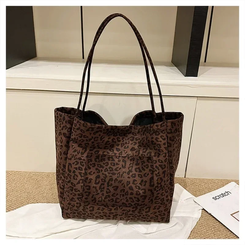 2024 Hot Selling Nylon Large Capacity Women's Tote Bag Panther Pattern Trendy Fashion Shoulder Soft Simple Versatile Handbag