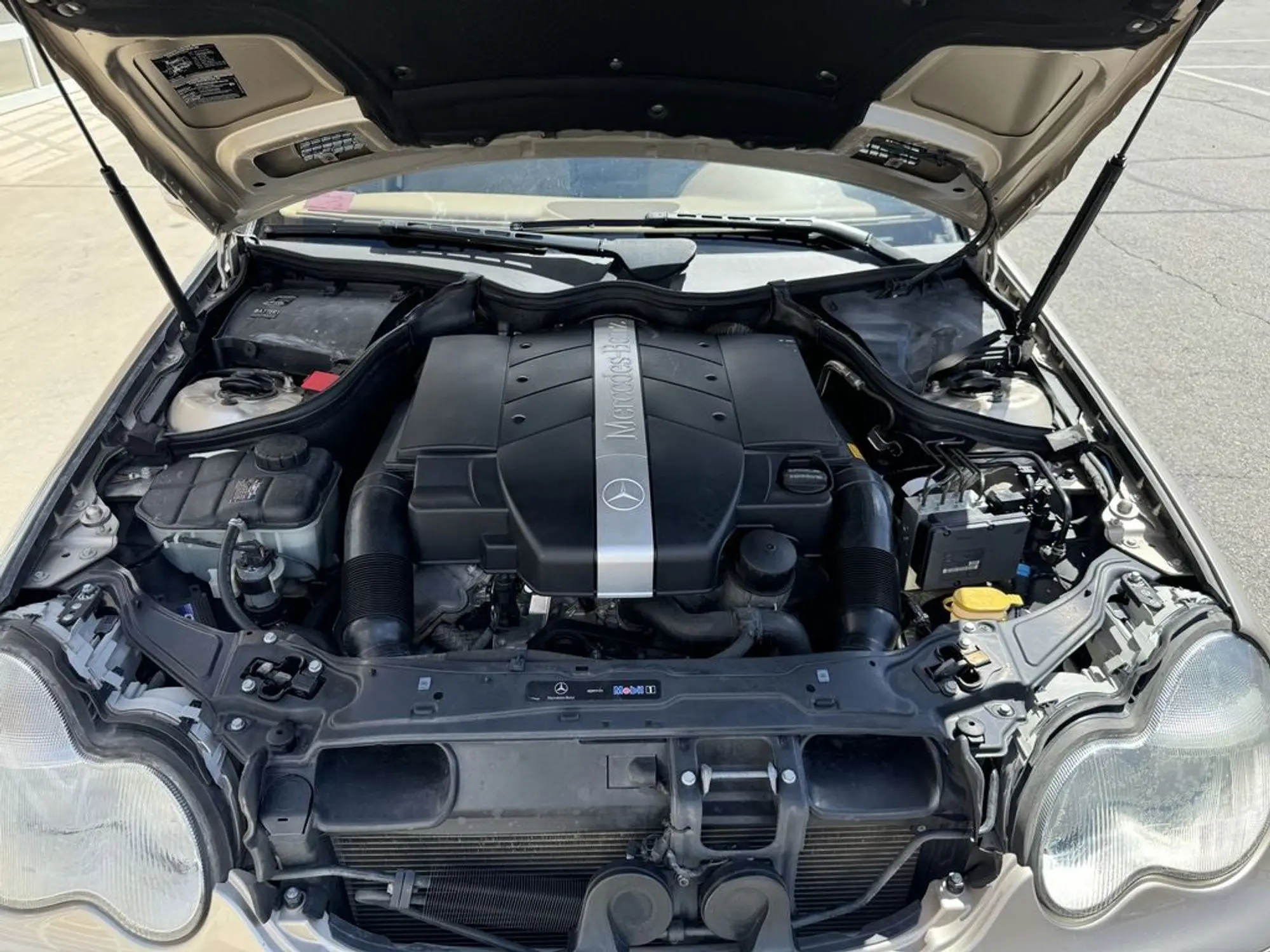 Фото 2 шт. Амортизаторы капота для Mercedes-Benz C-Class W203/S203/CL203 2000-2011, передние газовые упоры, амортизаторы, поршни №3