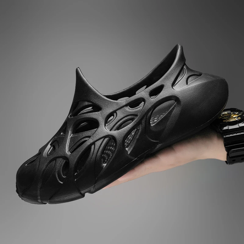 

2022 Sandals Men Women Summer Hole Jelly Shoes Clogs New Girl Boy Lovers Home Garden Beach Flat Slippers