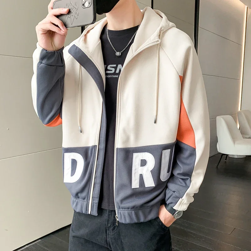 Рисунок 5 - Мужская куртка, модная брендовая