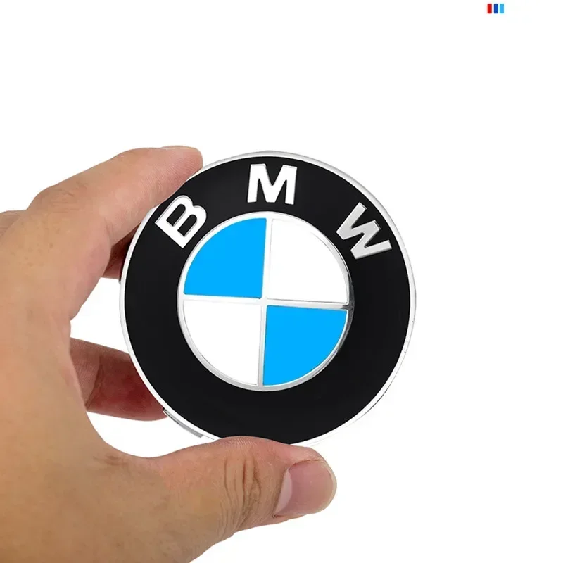 Фото Эмблема на капот для BMW, гоночный логотип в черно-белом цвете, 81 мм + задний значок 74 мм + накладка на ступицу колеса 68 мм + наклейка на руль 56 мм, 46 мм. №3