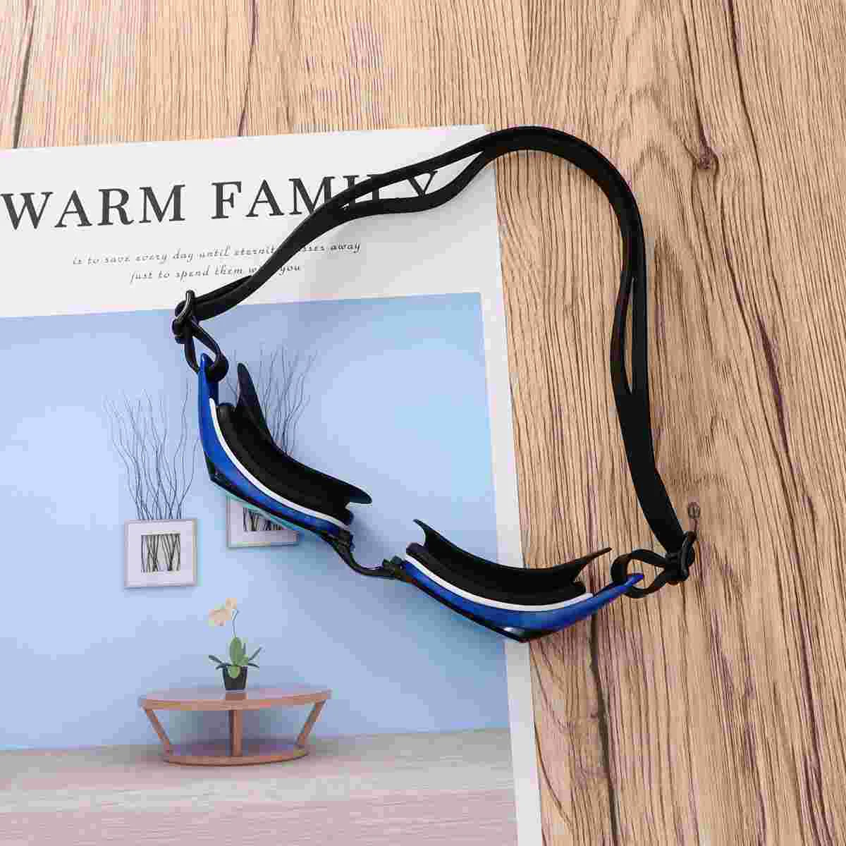 Рисунок 2 - Мужские очки для плавания