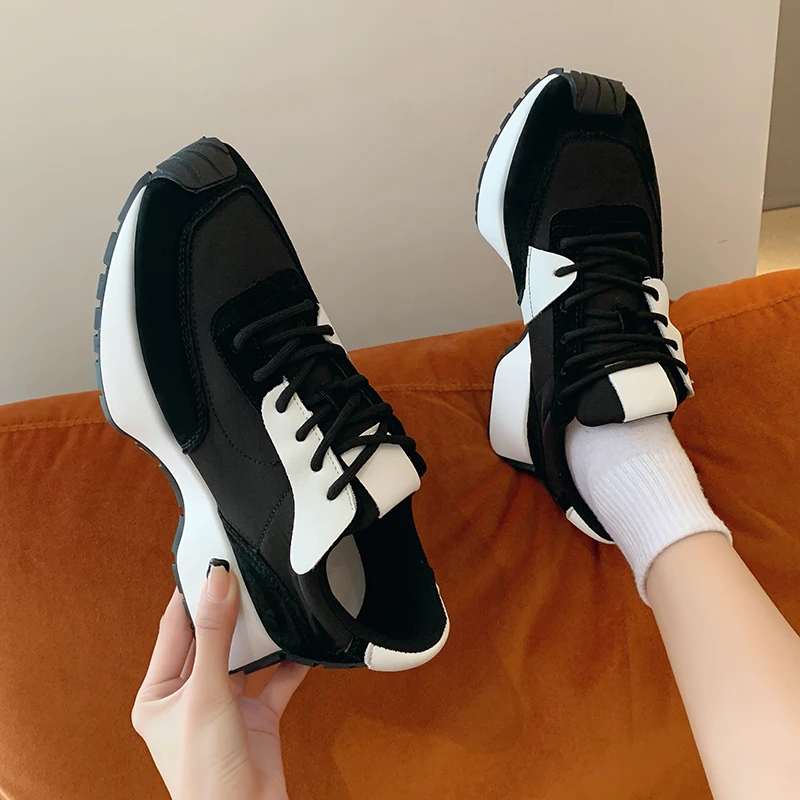 

2022 Ins Girl Sneakers Real Genuine Leather Fashion Comfy Flats Women Cross Strap Casual Daily Spring Ladies Walking Shoes