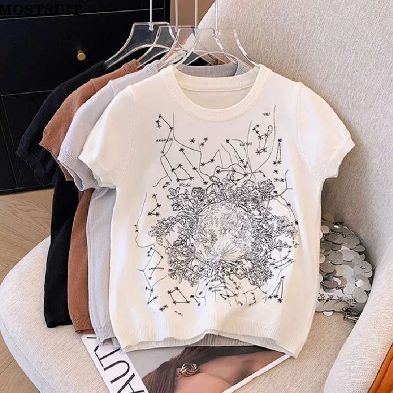 Женский винтажный трикотажный свитер Элегантная футболка с вышивкой и коротким