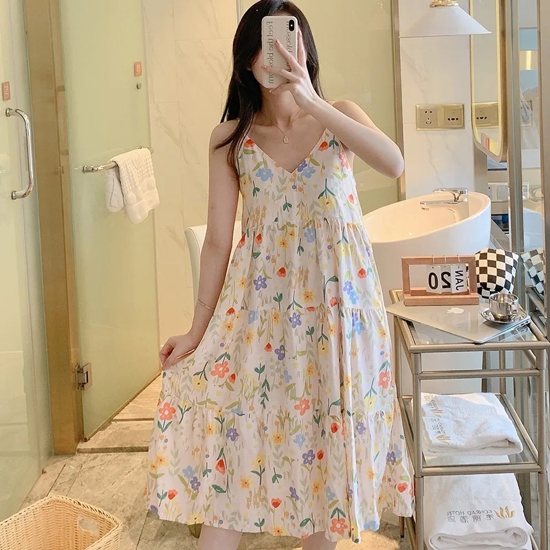 Young La Sweet Thin Cotton Nightgown Spaghetti Straps V-Neck Floral Print Summer Dresses Length To The Shank One Size Sleepwear