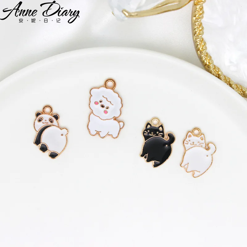 

2PCS Cartoon Alloy Earring Keychain Necklace Pendant for Jewelry Making Bracelet Charms DIY Crafting Jewelry Accessories