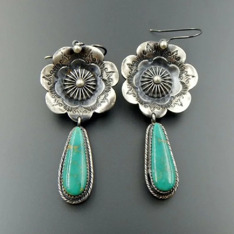 

Handmade Carved Flowers Earrings for Women Vintage Turquoise Drop Dangle Earrings Gifts Tibetan Silver Turquoise Pendant Earring