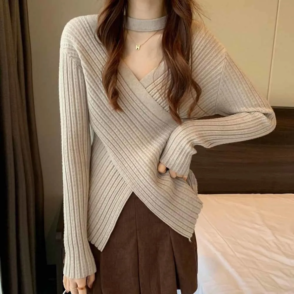 

Sweet Halter V-neck Hollow Out Sweaters for Women Knitted Slim Crop Top Ladies Fashion Autumn Winter Pullovers Korean Style New