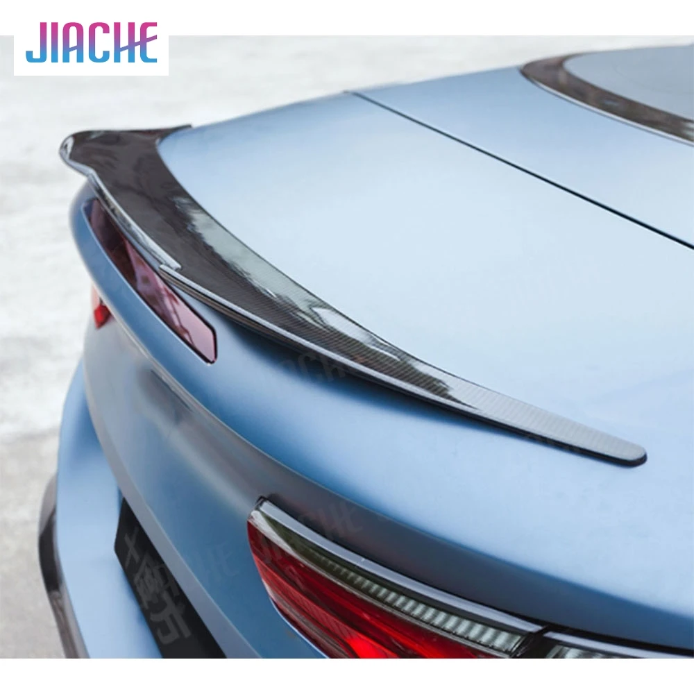 Задний спойлер из сухого углеродного волокна задний на багажник крыло подходит