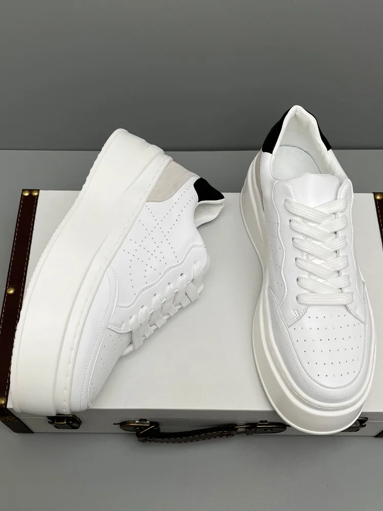 Модная брендовая модная простая мужская обувь новинка 2023 белые туфли с лифтом на
