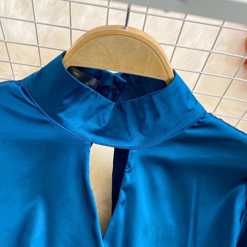 Рисунок 5 - Женская рубашка с воротником-стойкой